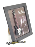 Hudobný rámik s 3D gitarou BEATLES - John Lennon