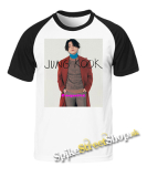 JUNGKOOK - Esquire Poster - dvojfarebné pánske tričko