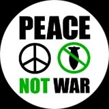 PEACE NOT WAR - Green Black Motive -odznak