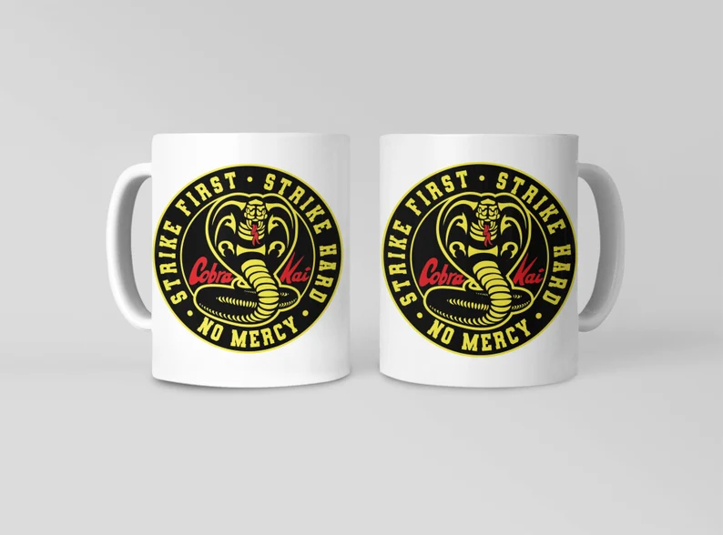 Hrnček COBRA KAI - Strike First