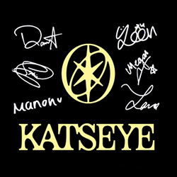 KATSEYE - Logo Signature - štvorcová podložka pod pohár