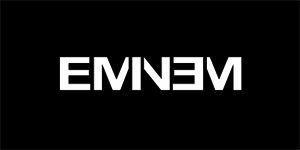 EMINEM - Logo - široká chrbtová nášivka s rozmerom 33 x 15 cm