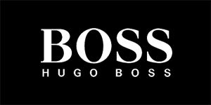 HUGO BOSS - široká chrbtová nášivka s rozmerom 33 x 15 cm