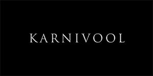 KARNIVOOL - Logo - široká chrbtová nášivka s rozmerom 33 x 15 cm