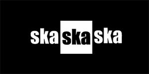 SKA SKA SKA - Nápis Šachovnica - široká chrbtová nášivka s rozmerom 33 x 15 cm