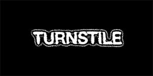 TURNSTILE - Logo Blackout - široká chrbtová nášivka s rozmerom 33 x 15 cm