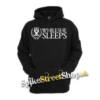 WHILE SHE SLEEPS - Logo - čierna pánska mikina (-60%=VÝPREDAJ)