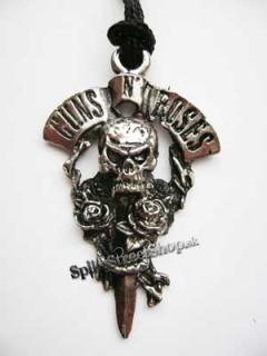 GUNS N ROSES - Skull Cross - kovový strieborný prívesok