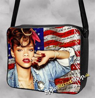 RIHANNA - American Portrait - Taška na rameno