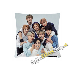 STRAY KIDS - Band Poster Motive 2 - vankúš