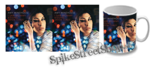 Hrnček AMY WINEHOUSE - I Saw Mommy Kissing Santa Claus