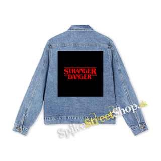 STRANGER DANGER - Red Logo - štvorcová chrbtová nášivka