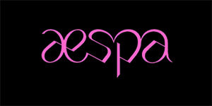 AESPA - Logo Pink - široká chrbtová nášivka s rozmerom 33 x 15 cm