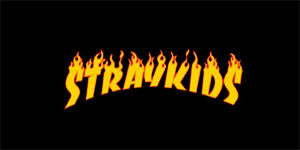 STRAY KIDS - Thrasher Logo Flame - široká chrbtová nášivka s rozmerom 33 x 15 cm