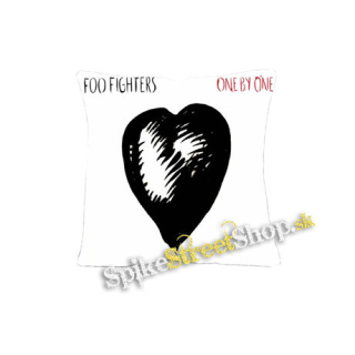 FOO FIGHTERS - One By One - vankúš
