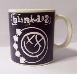 Hrnček BLINK 182 - smajlík a logo